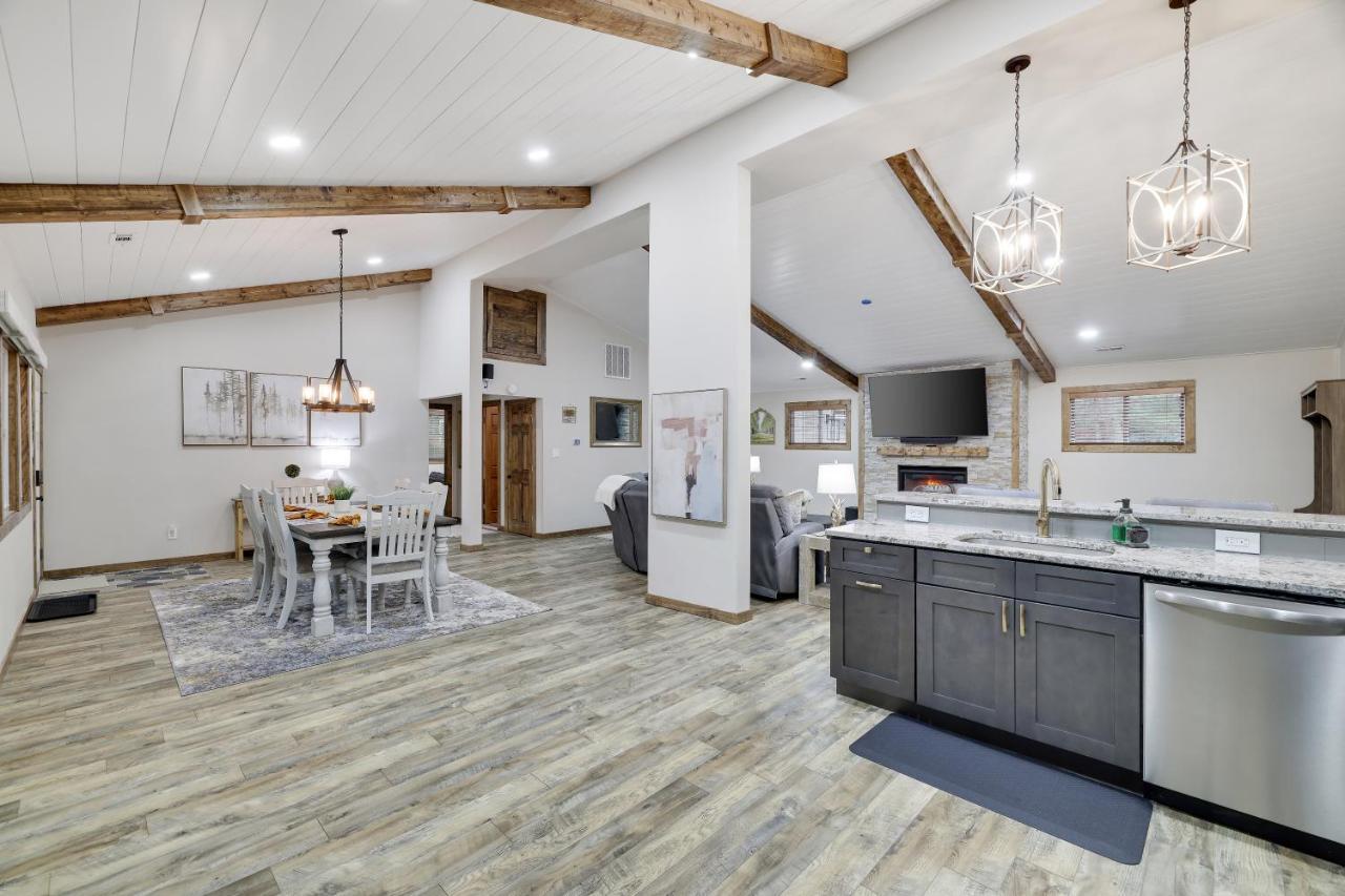 Whiskey Pines Retreat! Single Level Home, Outdoor Firepit, Ac, Bbq! Sleeps 9 In Lake Harmony! Exteriör bild