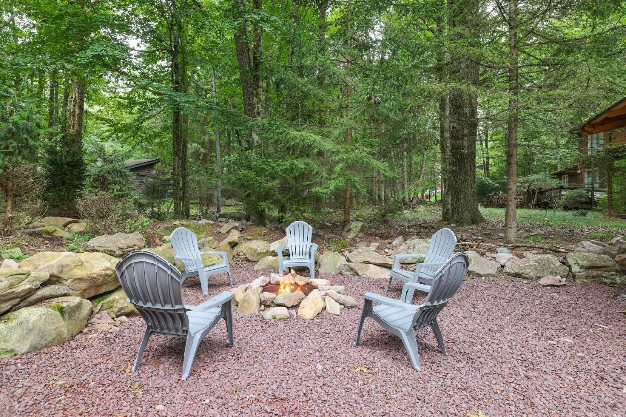 Whiskey Pines Retreat! Single Level Home, Outdoor Firepit, Ac, Bbq! Sleeps 9 In Lake Harmony! Exteriör bild